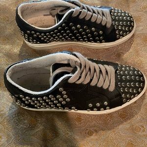 Steven Studded Black Gym Shoes With Laces US 6